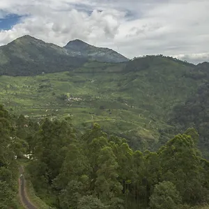 Mount Valley - A Secluded Getaway Муннар